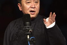 相声演员王振华多大了,笑谈岁月，笑对人生